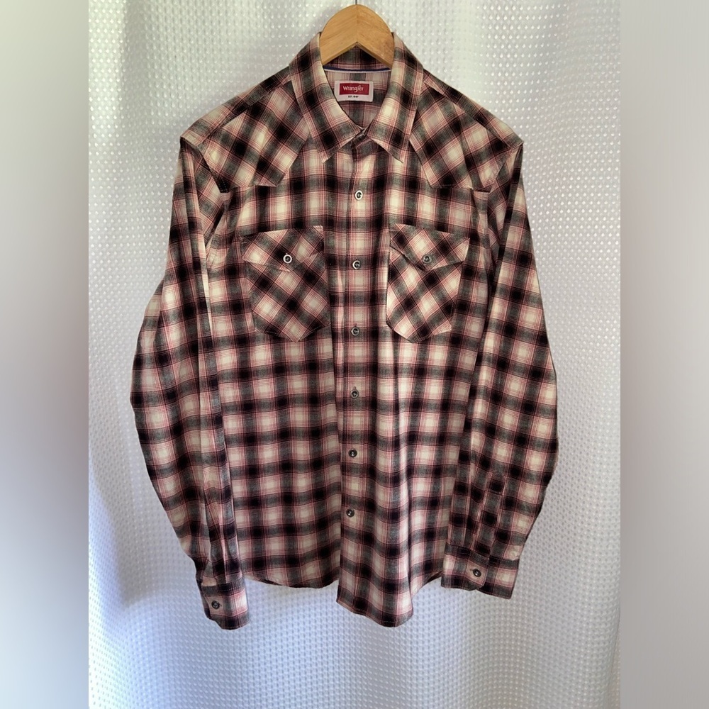 2/49$ Men’s Vintage Wrangler plaid‎ long sleeves flannel shirt Sz medium